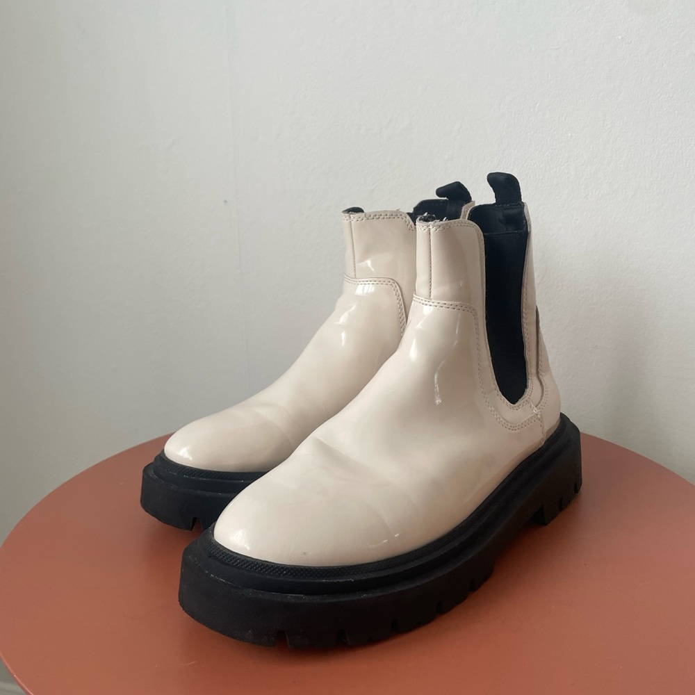 Zara Cream and Black Ankle Boots